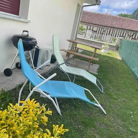 A 15 Min Des Plages Apartment